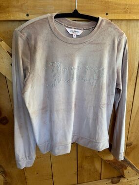Juicy Couture Women’s Dusty Rose Velour Crystal Logo Pullover, Medium